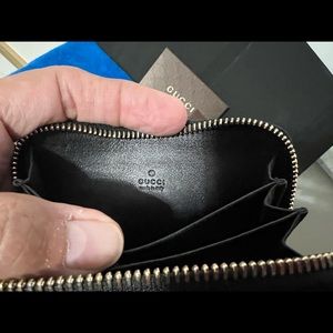 Authentic Gucci  black zippered wallet